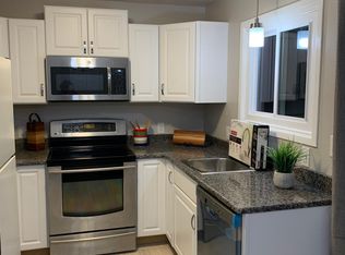 1775 Apartment Dr #4, Traverse City, MI 49696