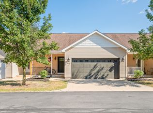 816 Tioga Park Dr, Big Rapids, MI 49307