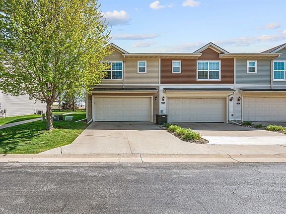 2nd image of 10104 Agate Ln