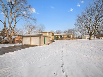 2175 Pioneer Dr, Jackson, MI, 49201