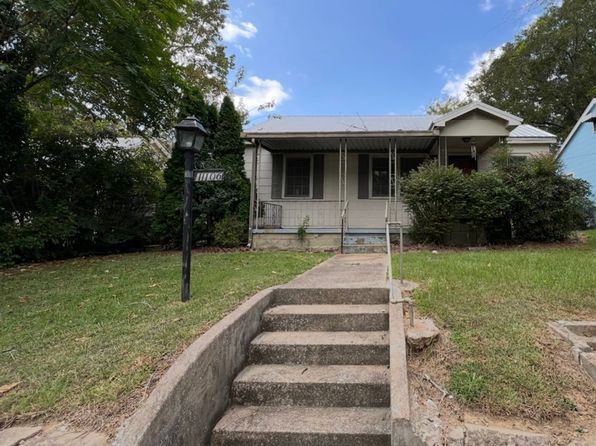1106 Dwight Ave