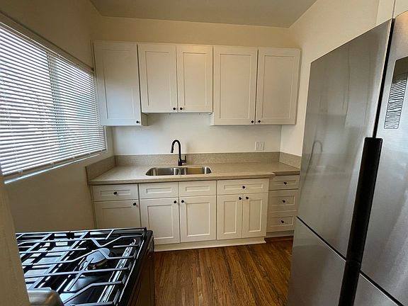 4th image of 336 Obispo Ave #338