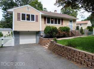 61 Birch Rd, Ringwood, NJ 07456
