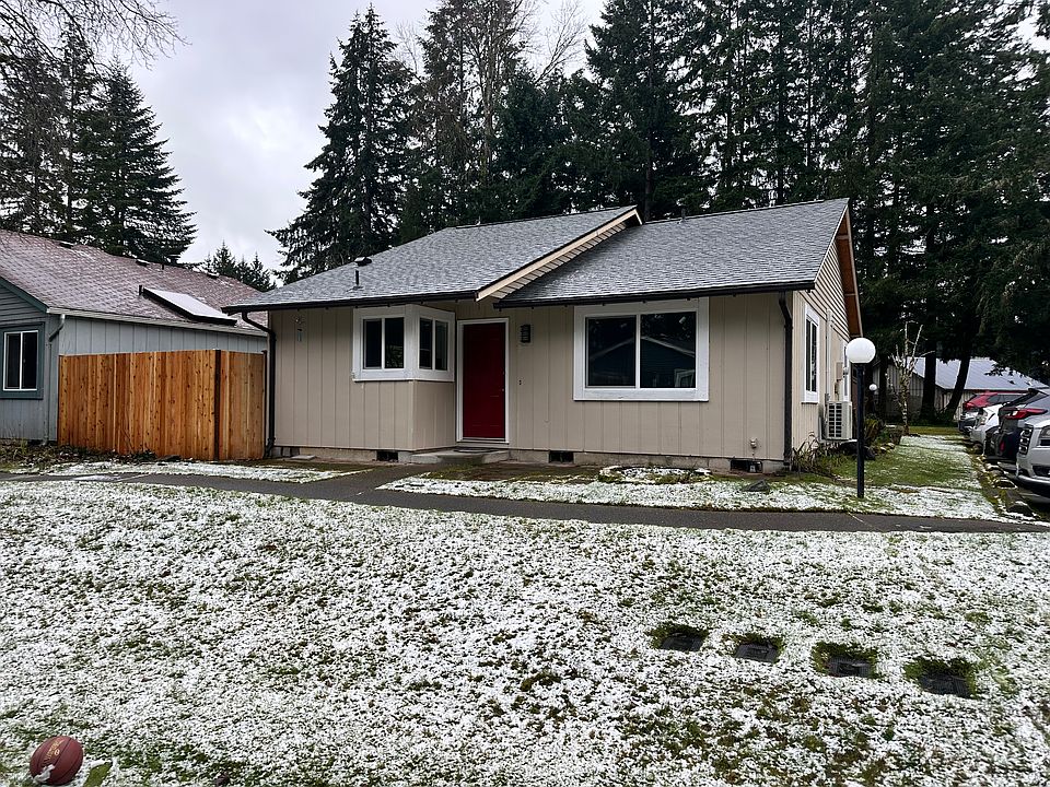 1st image of 538 Malibu Dr SE