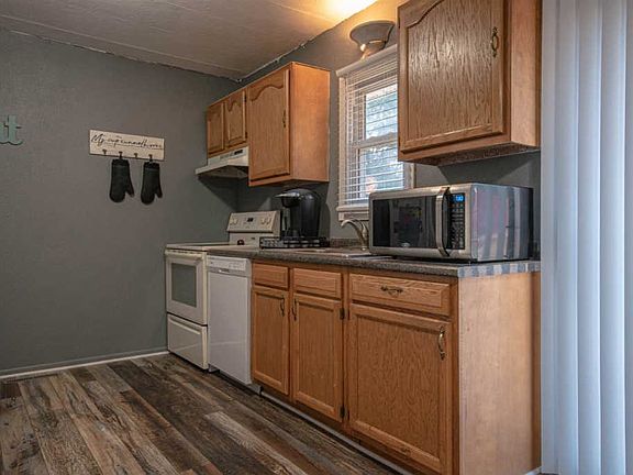 5th image of 3129 Orleans Ave