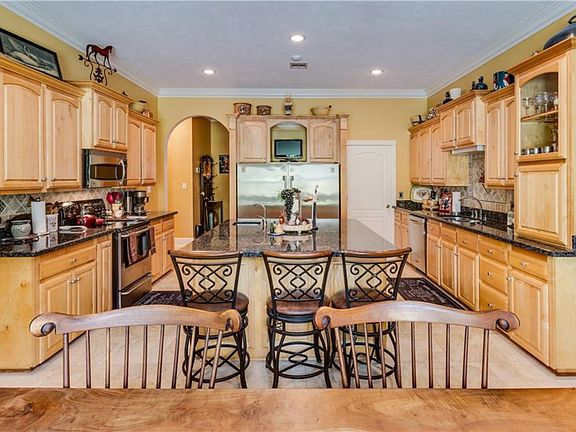 2nd image of 1161 Lauren Logan Ln