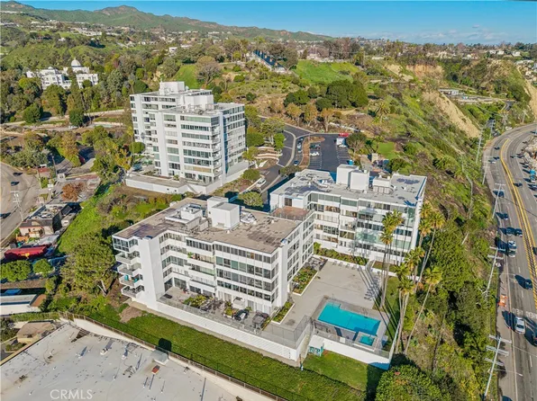 17350 W Sunset Blvd APT 202, Pacific Palisades, CA 90272