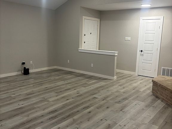 5th image of 9715 Woodland Hls