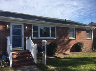 15 Al St, Hampton, VA 23664