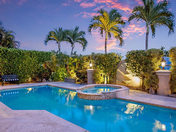 4th image of 780 NE Orchid Bay Drive