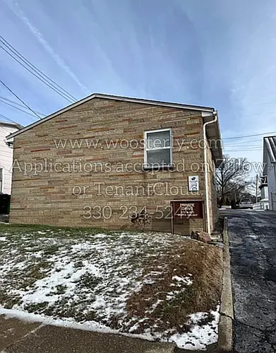 573 N Walnut St #W Photo 1