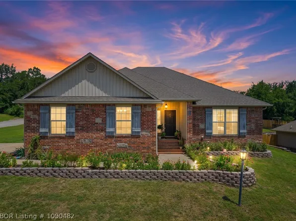 122 Pine St, Greenwood, AR 72936