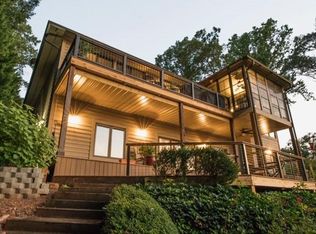 3025 Lake Keowee Ln, Seneca, SC 29672