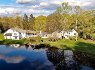 73 Browning Rd, Hyde Park, NY 12538