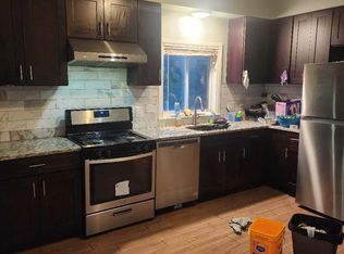 95 N Carpenter St #2, East Providence, RI 02914