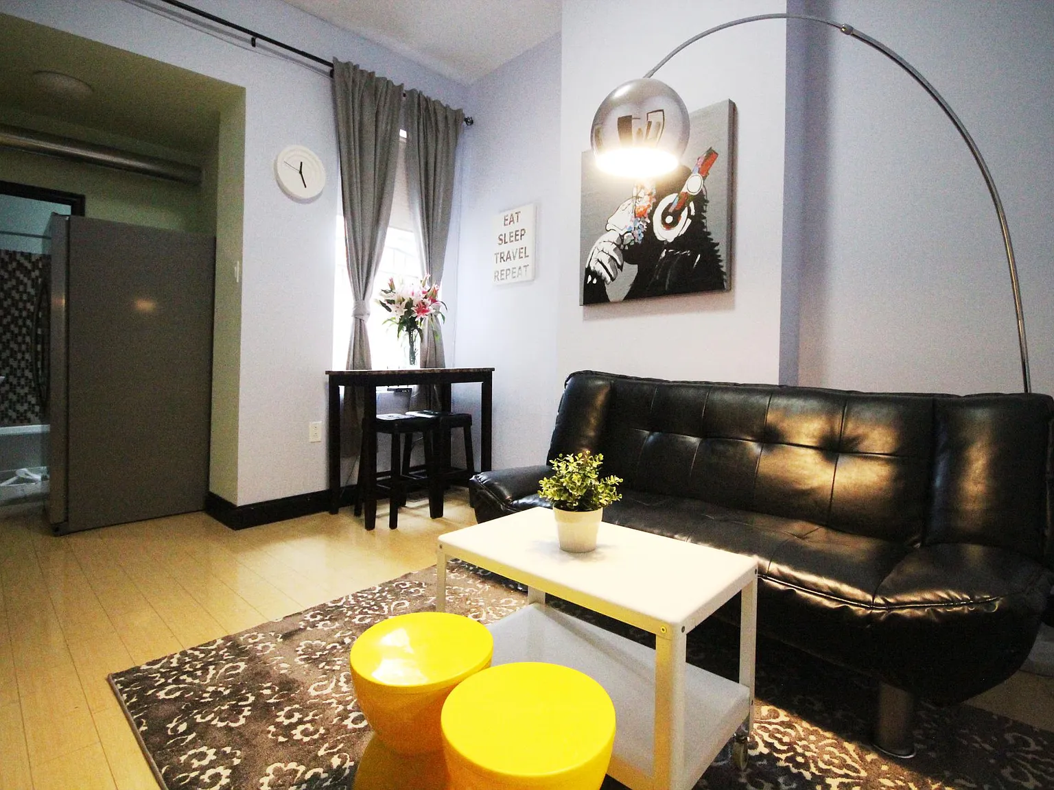2 bed, $1,300 — Photo 4