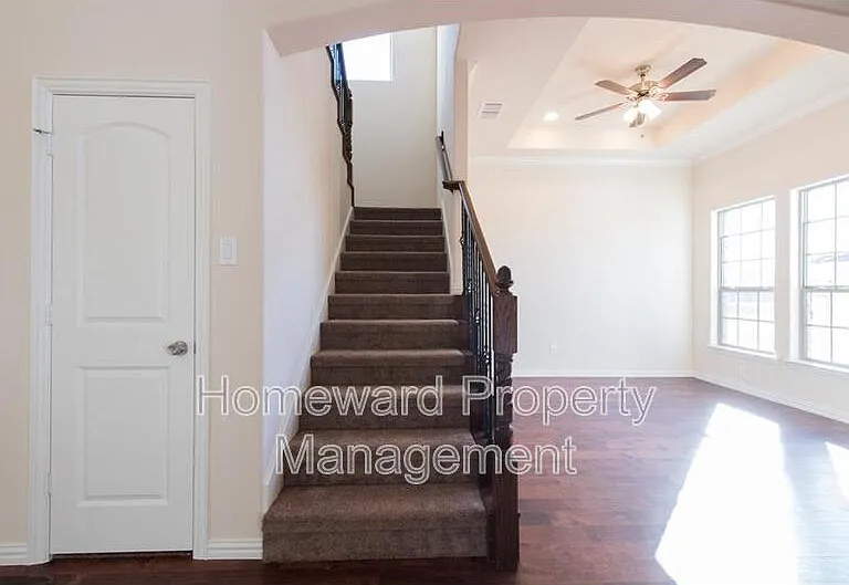 4004 Hanaa Ct — Photo 8