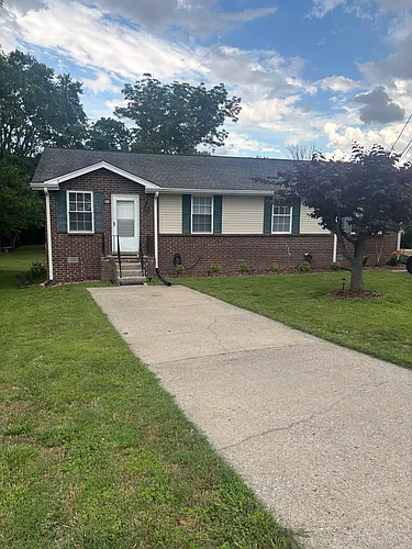 112 Glen Oak Ct E #A Photo 1 112 Glen Oak Ct E #A Photo 1