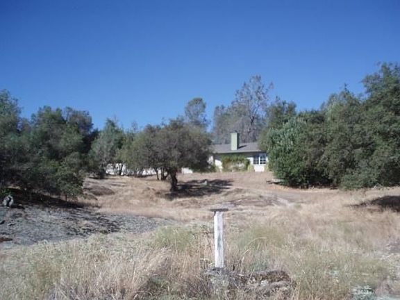 3rd image of 47568 Willow Pond Way