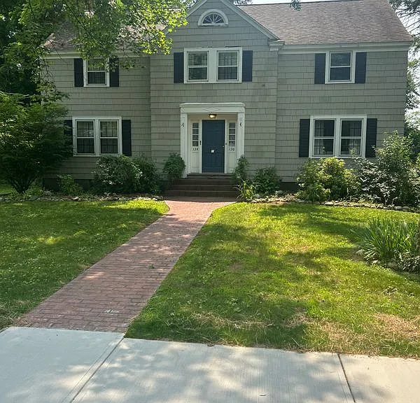 136 Adams Pl — Photo 1