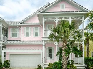 924 Hemingway Cir, Tampa, FL 33602