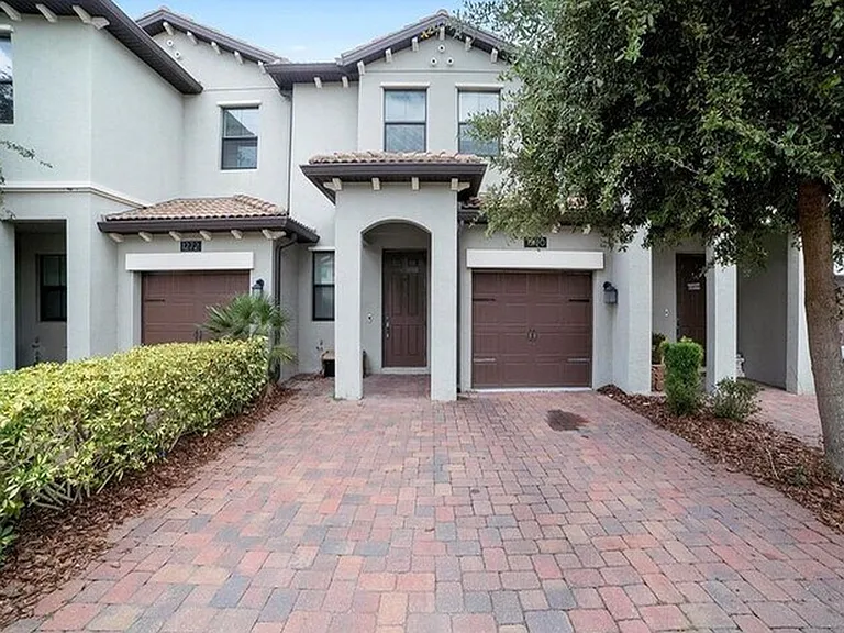 1270 Royal Saint George Blvd — Photo 1