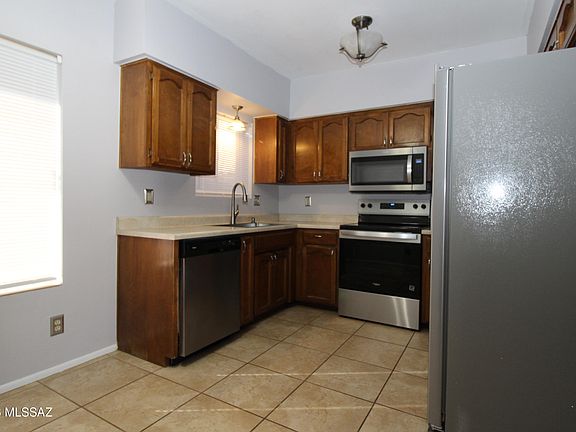 5th image of 7649 E Bellevue St