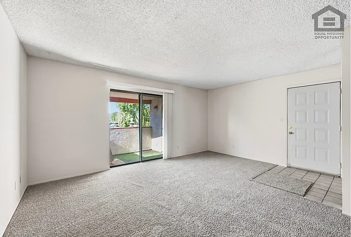 4211 E Palm Ln #224 — Photo 9