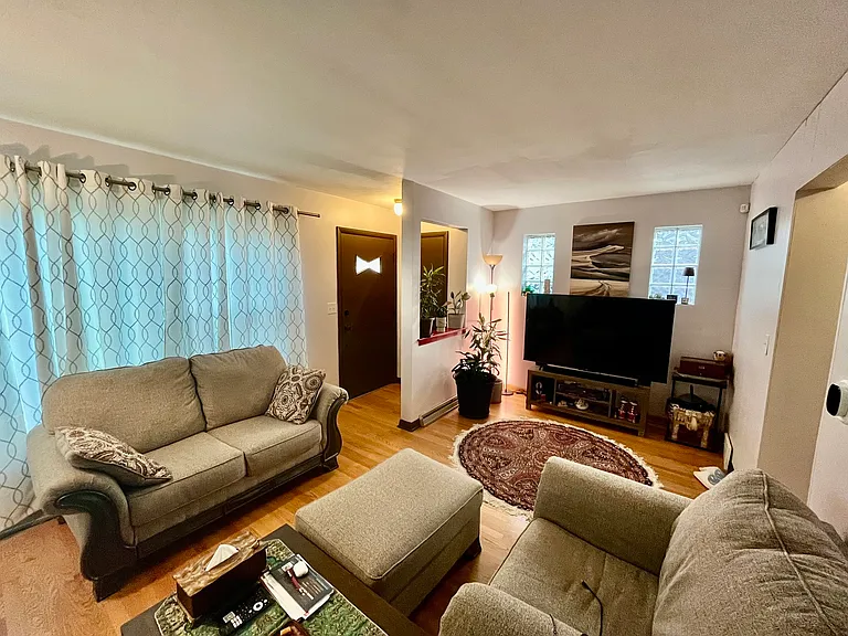 6822 W Higgins Ave — Photo 10