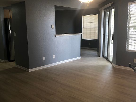 4th image of 11574 Westwood Blvd APT 1123
