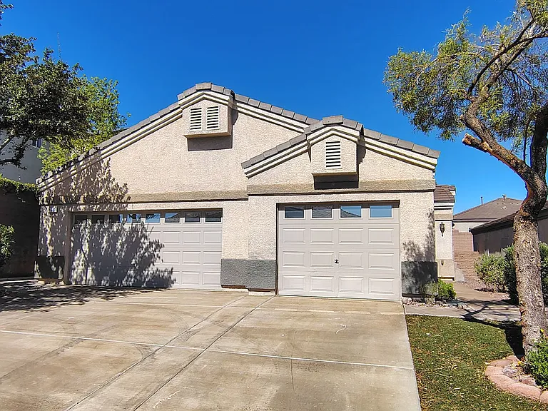 169 Gannett Peak St — Photo 1