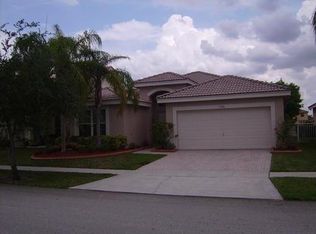 17946 SW 29th St, Hollywood, FL 33029