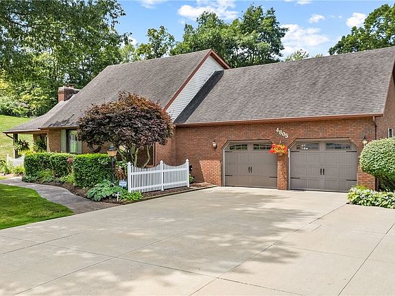 3rd image of 4805 Harvest Cir SE