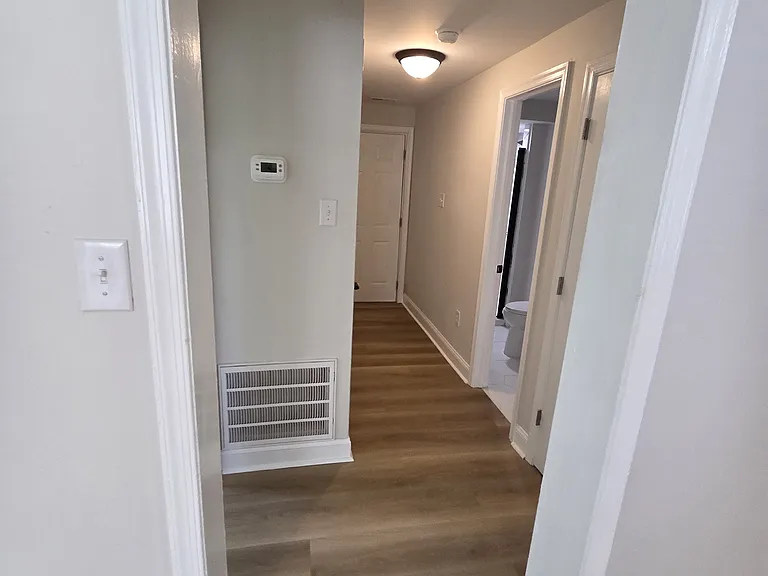 412 Winston St — Photo 6