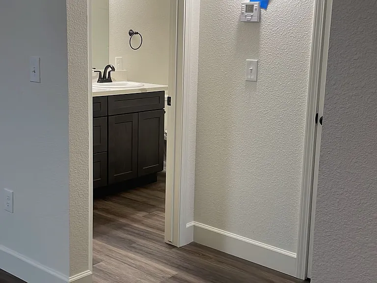 2909 E Huntington Blvd #208 — Photo 8
