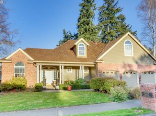 5555 Summit St, West Linn, OR 97068