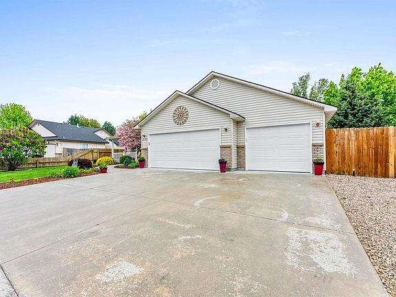 4th image of 2175 W Whitelaw Dr