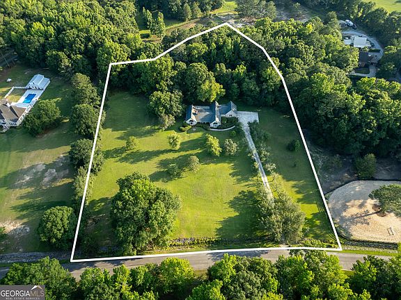 5th image of 716 Snead Rd