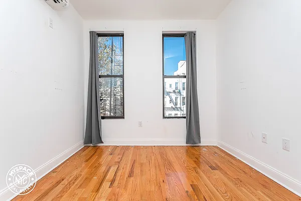 Rented by MySpaceNYC | media 8
