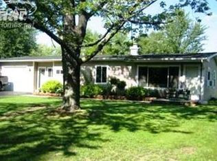 6155 Springdale Blvd, Grand Blanc, MI 48439