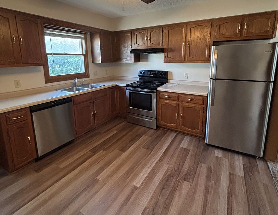 1st image of 746 Olympic Dr