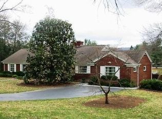 846 Shawnee Rd, Waynesboro, VA 22980