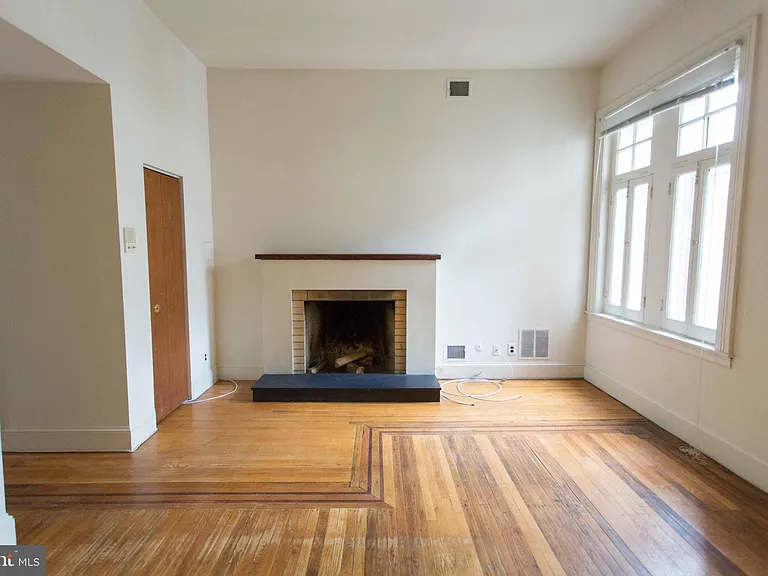 723 Spruce St #2F — Photo 4