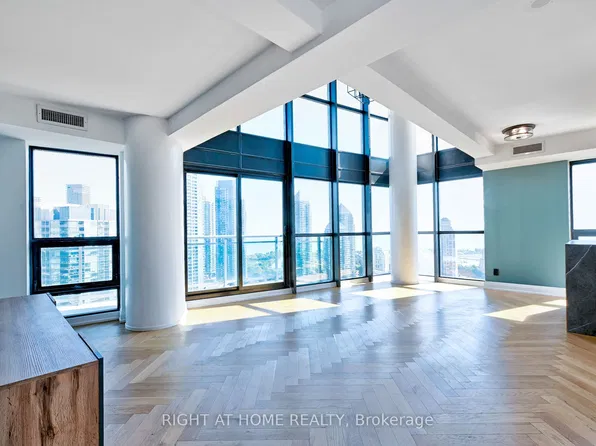155 Legion Rd N, Toronto, ON