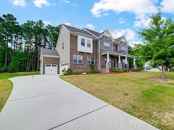 2nd image of 14027 Derby Farm Ln