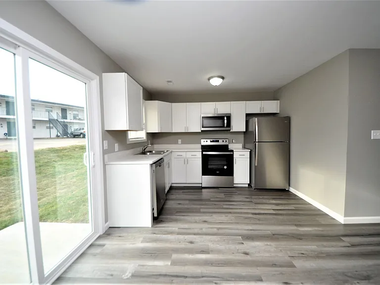 Bennington Place — Photo 18