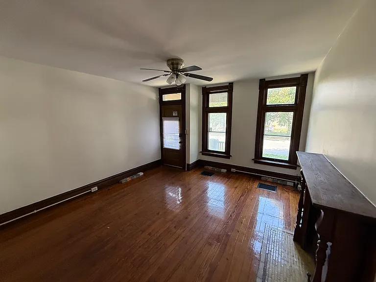 69 W 1st Ave #69 — Photo 2