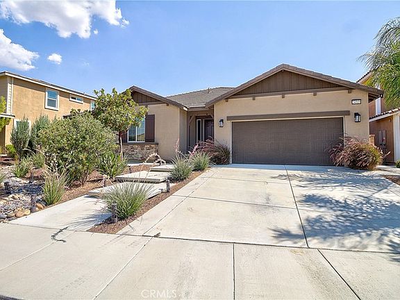 3rd image of 24519 Fair Oaks Ln