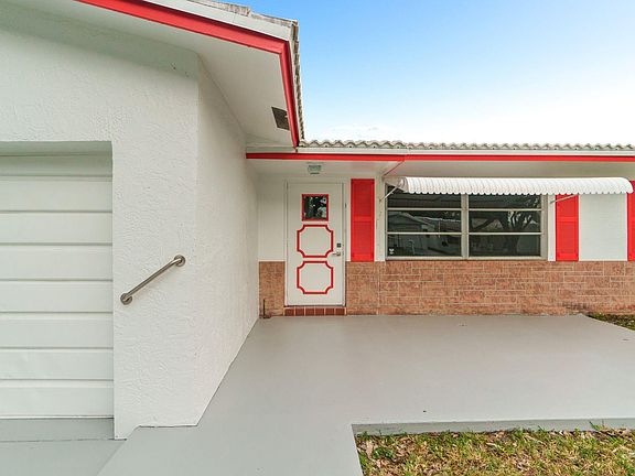 4th image of 8591 NW 17th Place