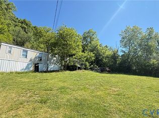 26 Compton Ln, Buchanan, VA 24066